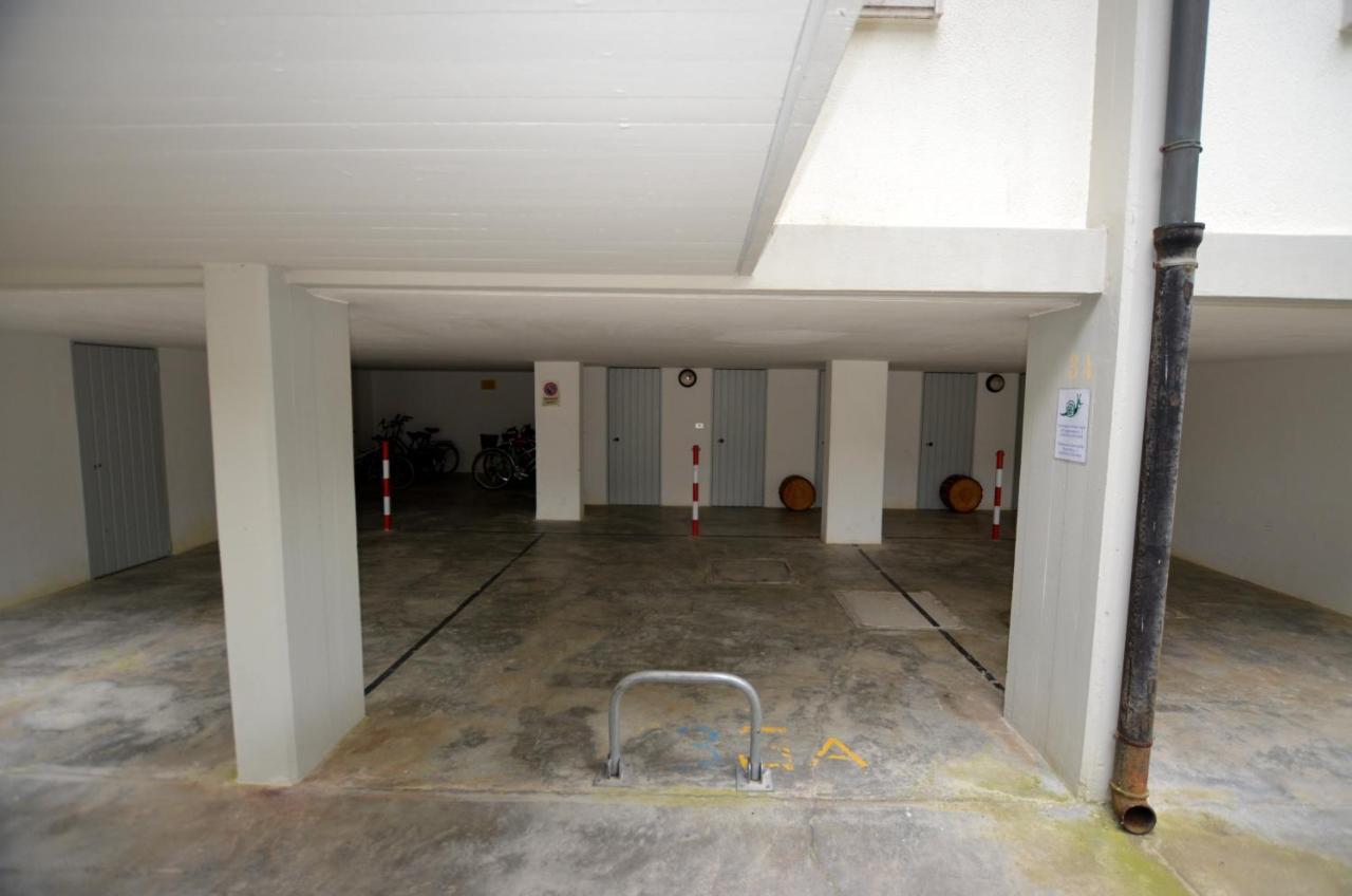 Lignano With Pool Apartman Lignano Sabbiadoro Kültér fotó